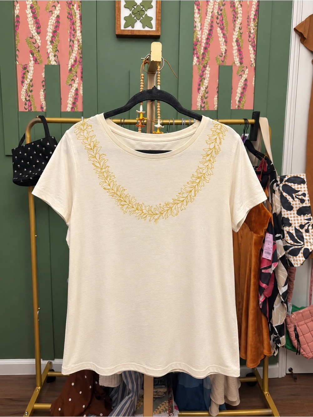 Mahina Made Top with Lei Size XL
